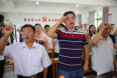说明: C:\Users\Administrator\Desktop\22日活动照片。向旦伯\22日活动照片。向旦伯\458A9389.JPG