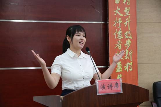 说明: D:\照片\庆祝教师节、演讲比赛等照片。向\庆祝教师节、演讲比赛等照片。向\458A6923.JPG
